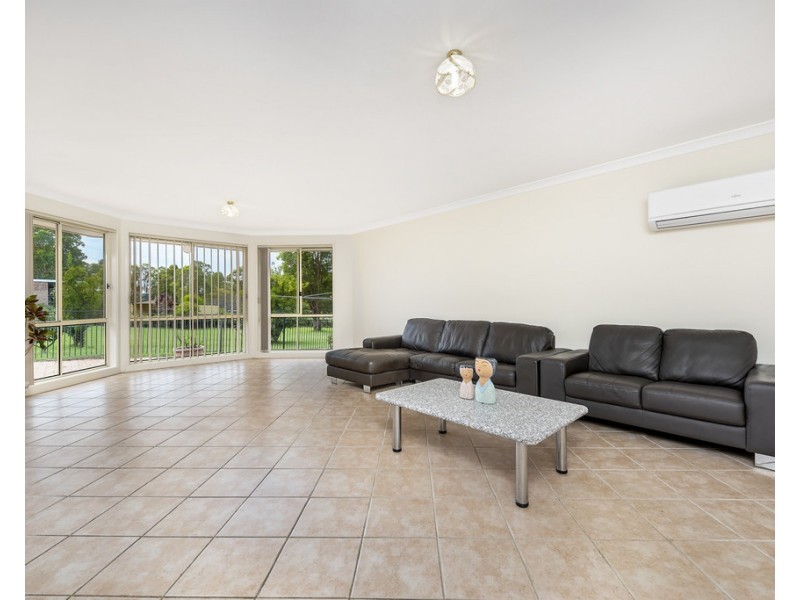 20 Chisholm Road, Catherine Field NSW 2557