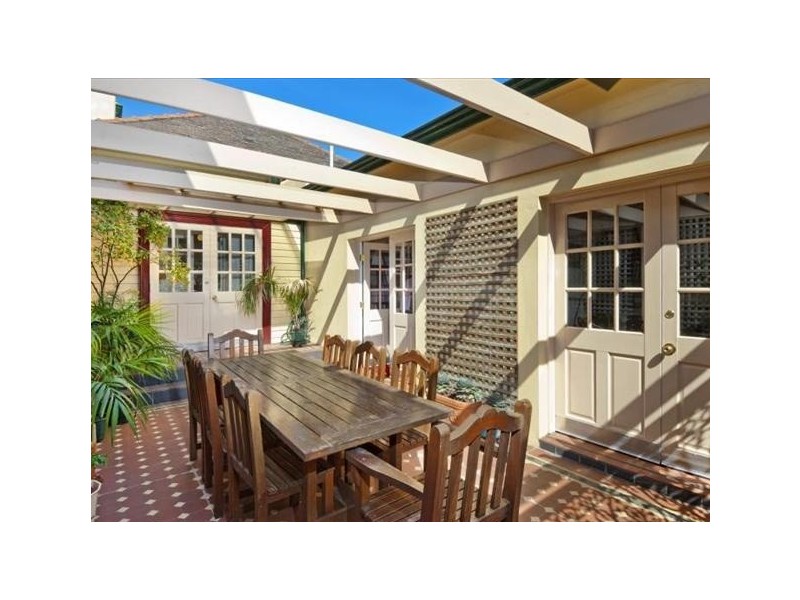 111  Princess Highway, Kogarah NSW 2217