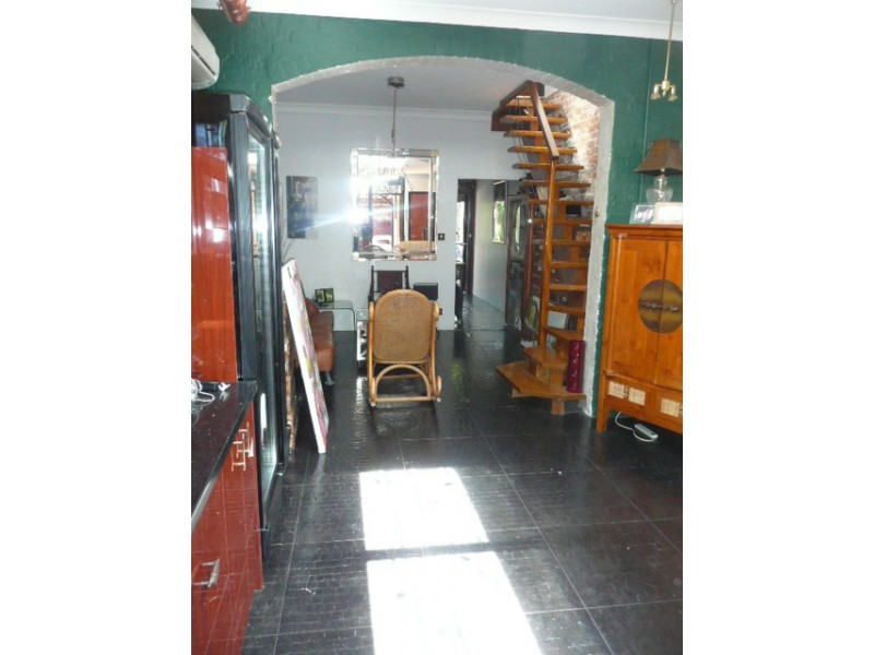 8 Fitzroy St, Surry Hills NSW 2010