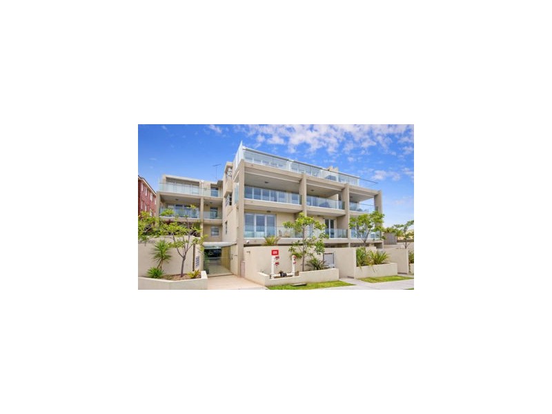 16/30 Fletcher St, Tamarama NSW 2026