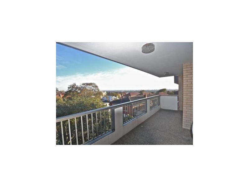 19/15 Council St, Bondi Junction NSW 2022