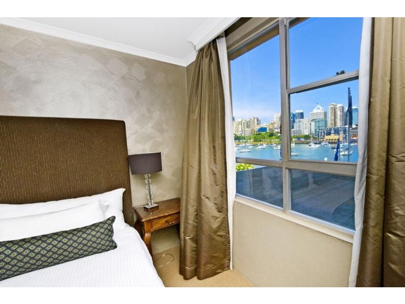 Apartment 4/2A Henry Lawson Avenue, Mcmahons Point NSW 2060