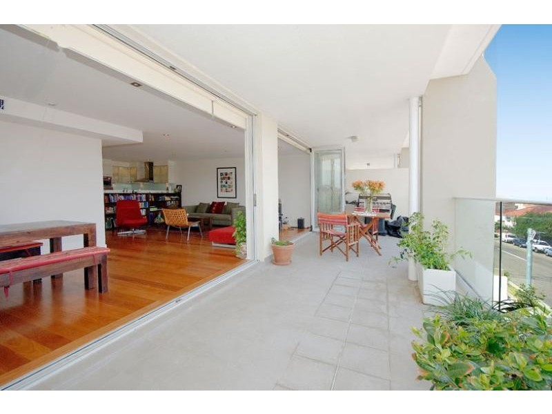 14/30 Fletcher St, Tamarama NSW 2026