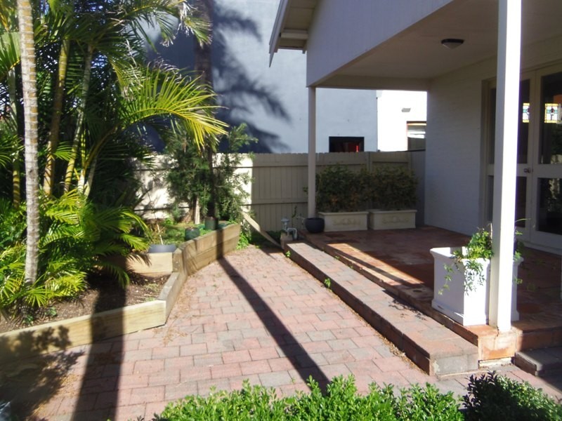 69 Glenayr Avenue, Bondi Beach NSW 2026