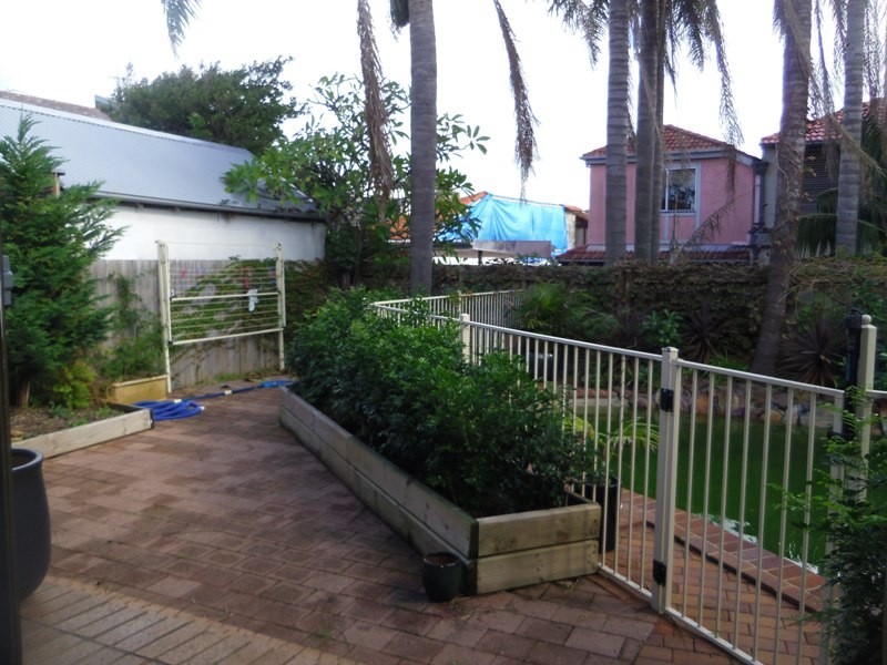 69 Glenayr Avenue, Bondi Beach NSW 2026