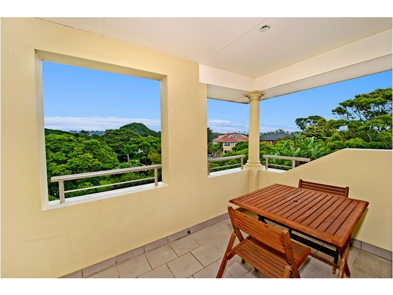 2/4 Albemarle Avenue, Rose Bay NSW 2029