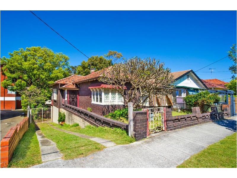 131 Mount Street, Coogee NSW 2034