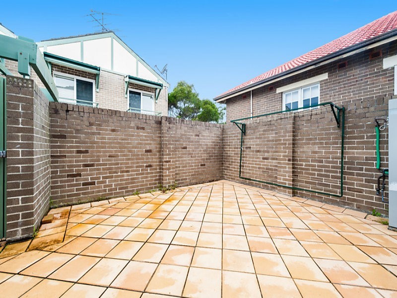 2/67 Mount Street, Coogee NSW 2034