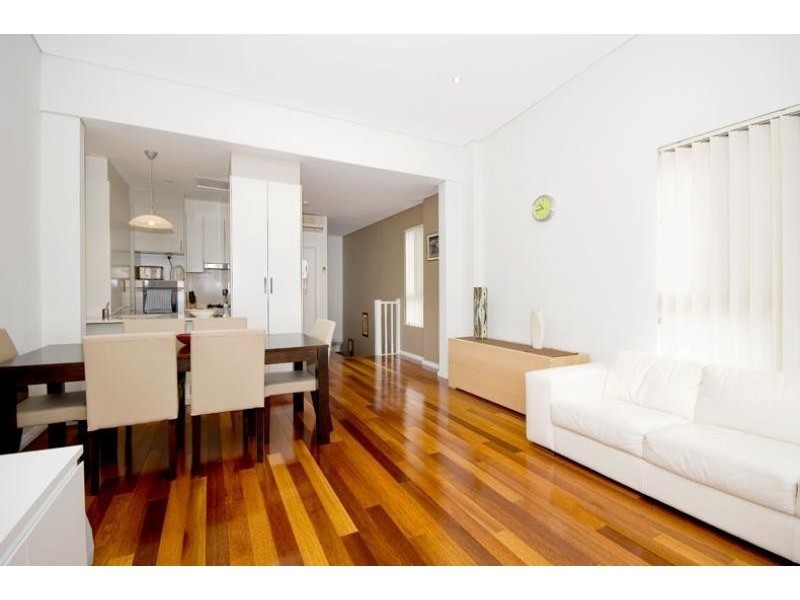 16/11 Flood Street, Bondi NSW 2026