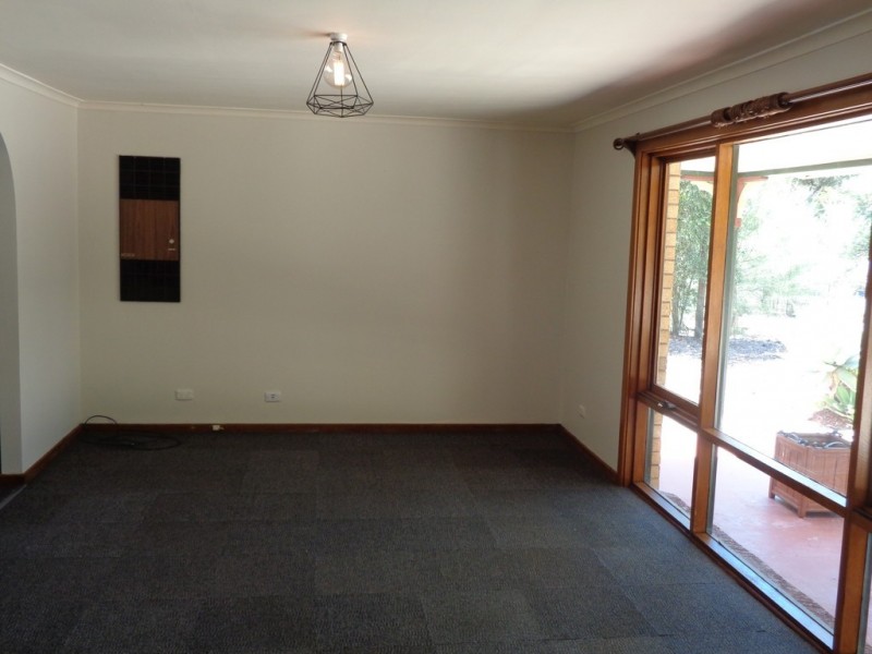 213 Dawkins Road, Lewiston SA 5501