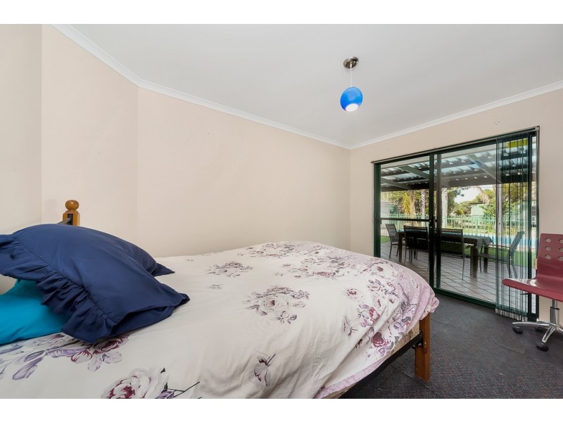 4 RACECOURSE ROAD, Balaklava SA 5461