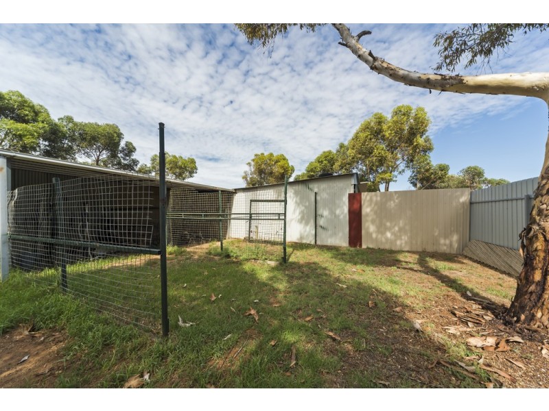 4 RACECOURSE ROAD, Balaklava SA 5461