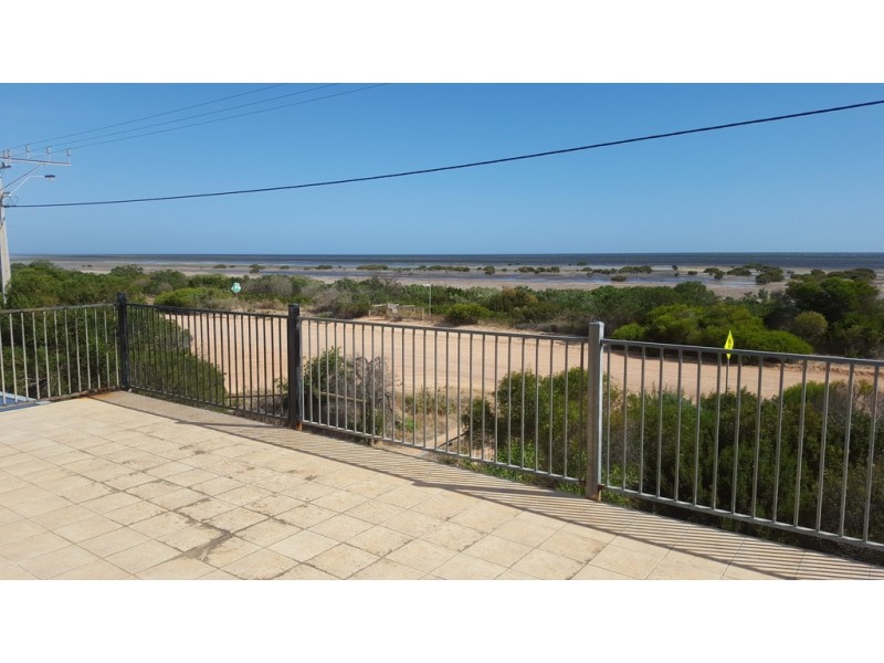 137 The Esplanade, Thompson Beach SA 5501