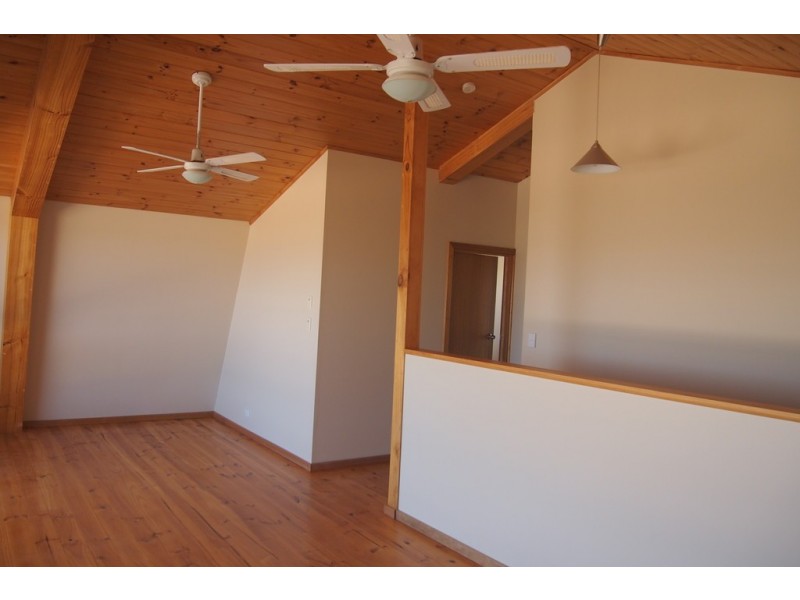 137 The Esplanade, Thompson Beach SA 5501