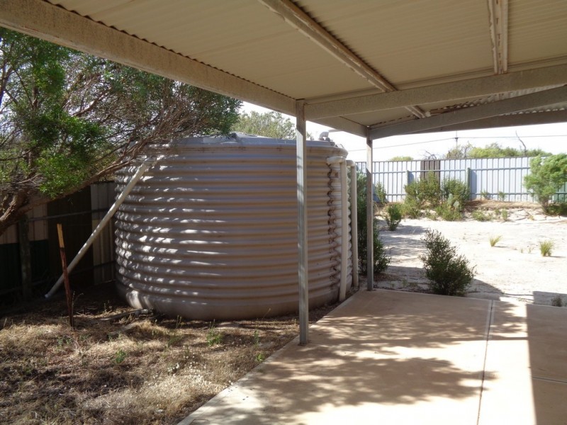 137 The Esplanade, Thompson Beach SA 5501