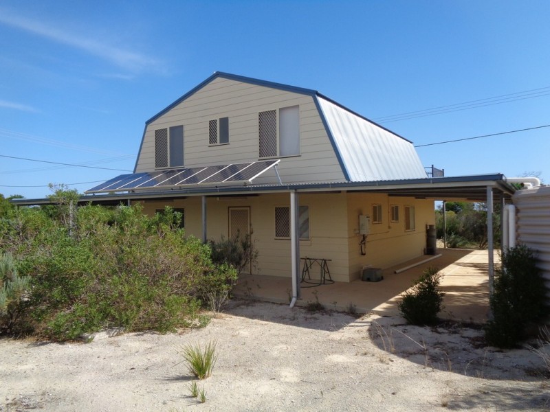 137 The Esplanade, Thompson Beach SA 5501