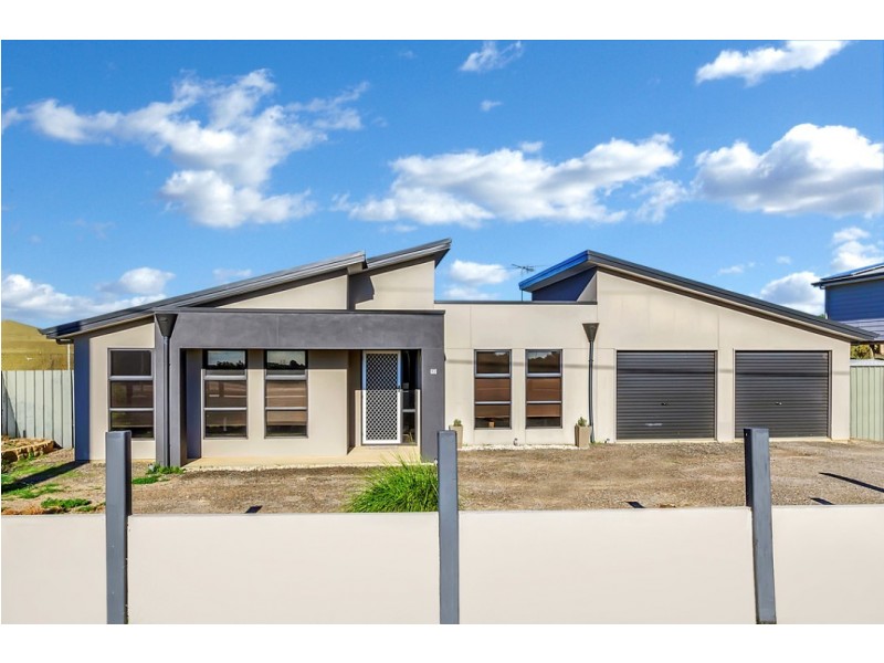 12 Ruskin Road, Thompson Beach SA 5501