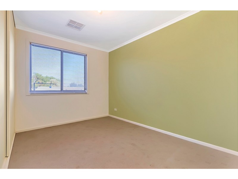 12 Ruskin Road, Thompson Beach SA 5501