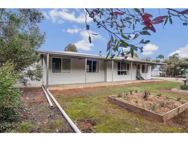 22 Gilks Road, Lewiston SA 5501