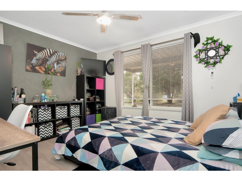 22 Gilks Road, Lewiston SA 5501