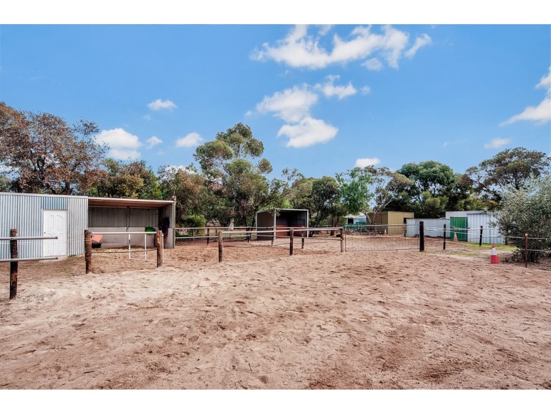 22 Gilks Road, Lewiston SA 5501