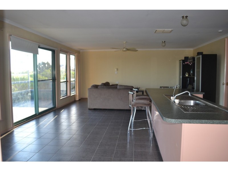 22 SHEARWATER WAY, Thompson Beach SA 5501