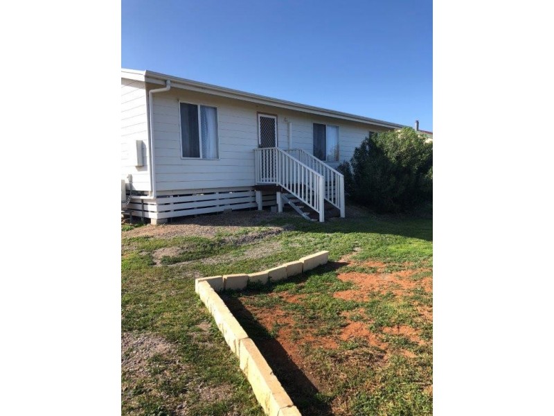 13 SANDPIPER DRIVE, Thompson Beach SA 5501