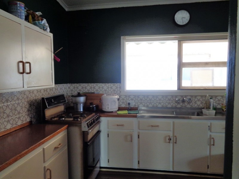 11 TREMBATH ROAD, Elizabeth Vale SA 5112