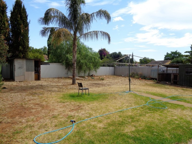 11 TREMBATH ROAD, Elizabeth Vale SA 5112