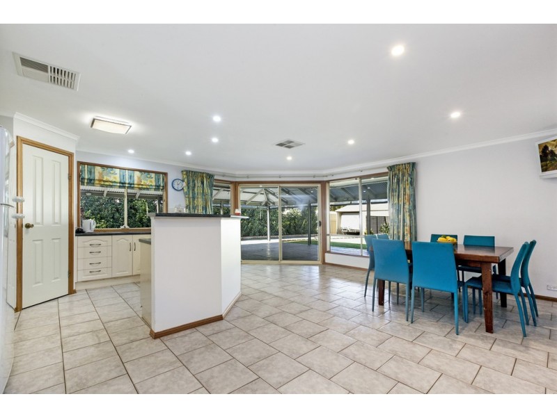 2 NOBLE CRESCENT, Two Wells SA 5501
