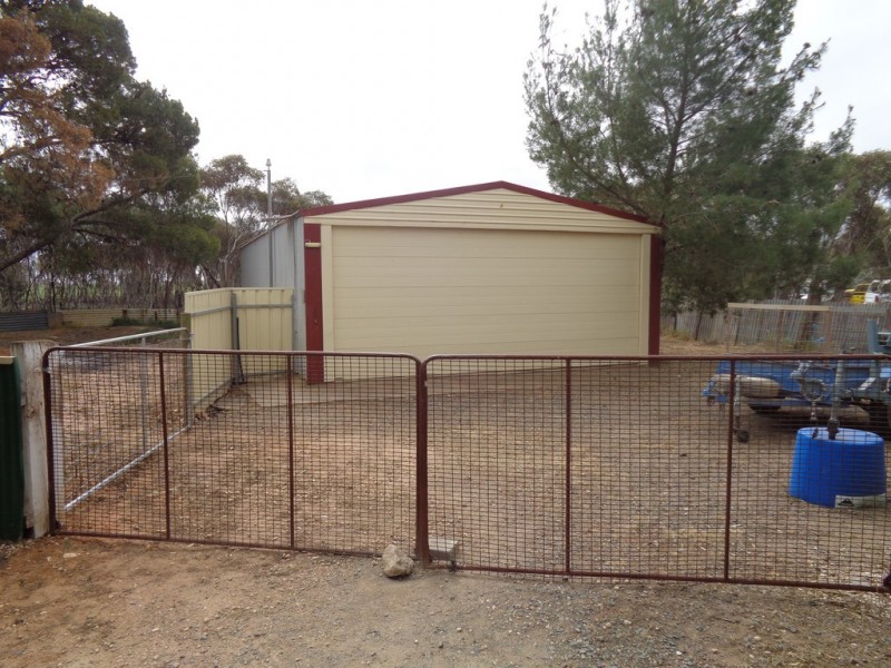 1252 GOLDNEY ROAD, Avon SA 5501