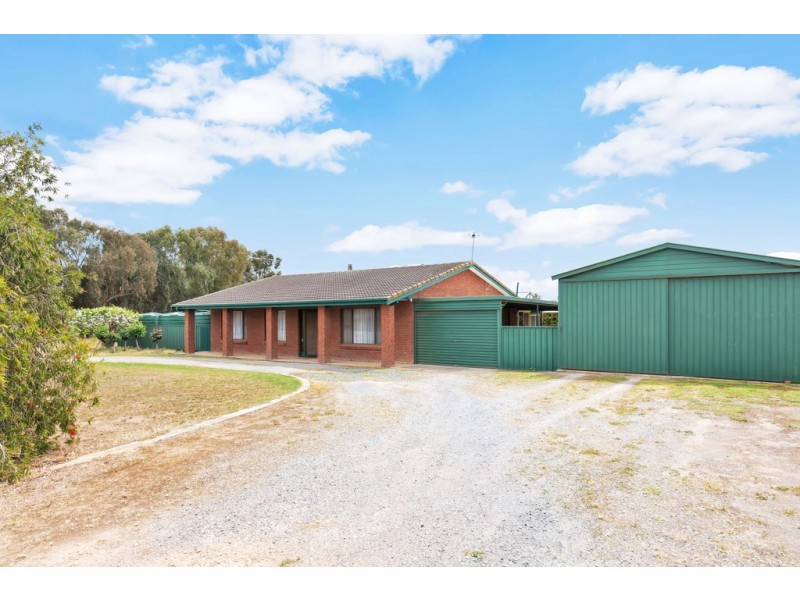 213 HAYMAN ROAD, Lewiston SA 5501