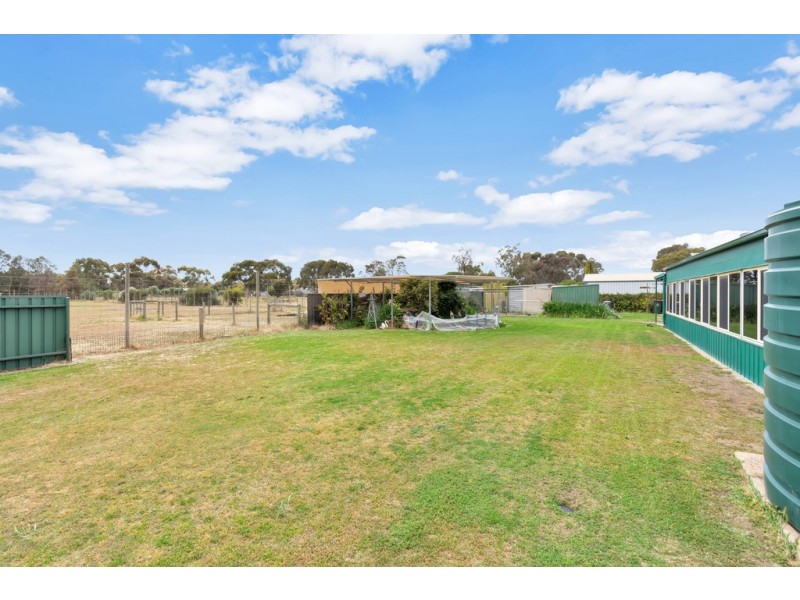 213 HAYMAN ROAD, Lewiston SA 5501