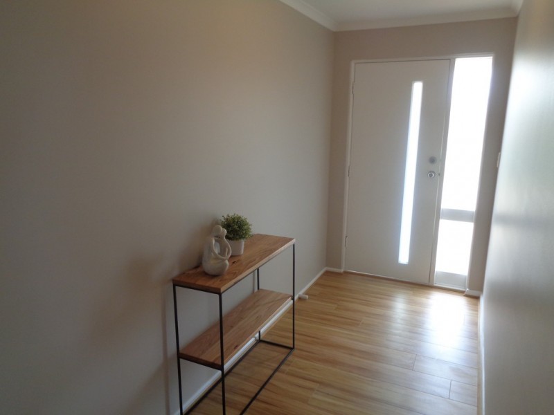 1 FALCON DRIVE, Hewett SA 5118