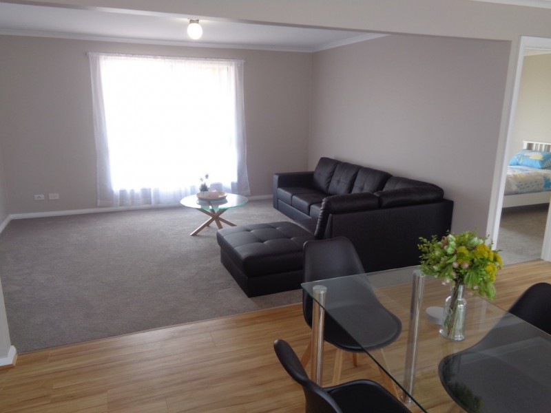 1 FALCON DRIVE, Hewett SA 5118