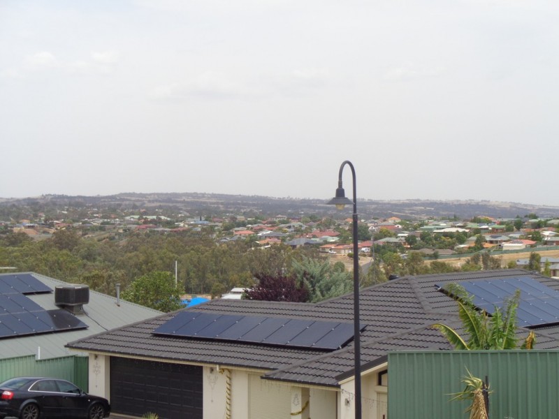 1 FALCON DRIVE, Hewett SA 5118