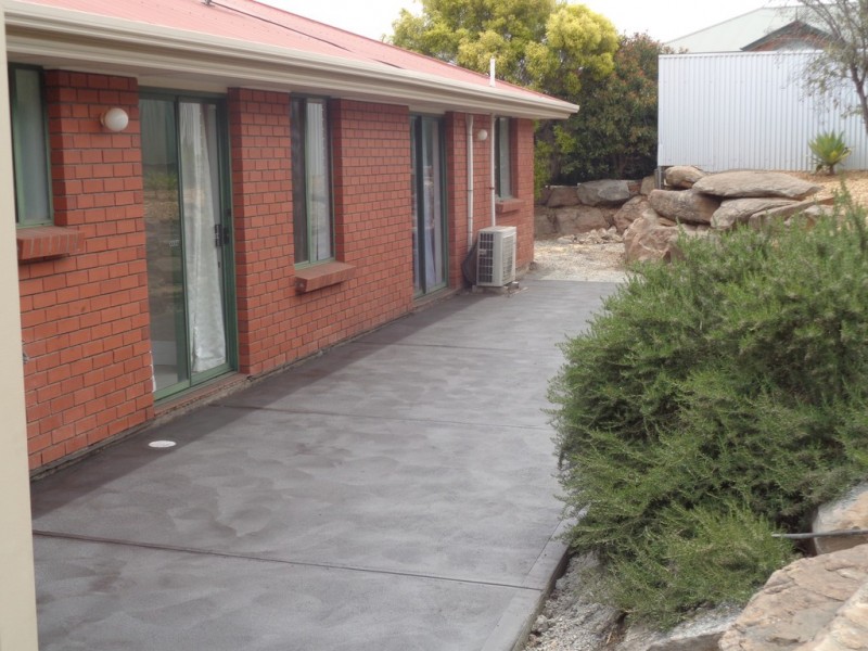 1 FALCON DRIVE, Hewett SA 5118