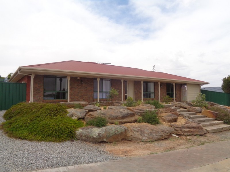 1 FALCON DRIVE, Hewett SA 5118