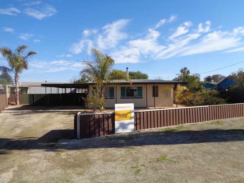 15 RICHARDSON STREET, Parham SA 5501