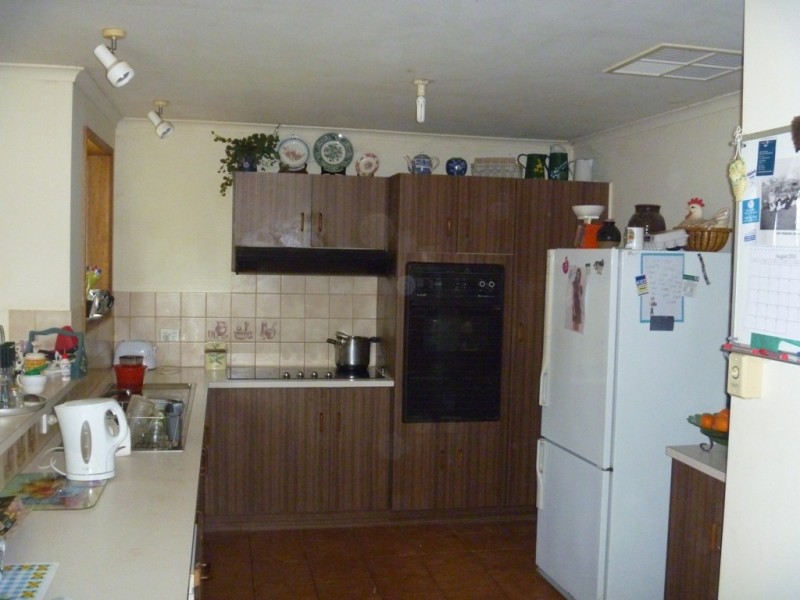 5 Lawrie Road, Lewiston SA 5501