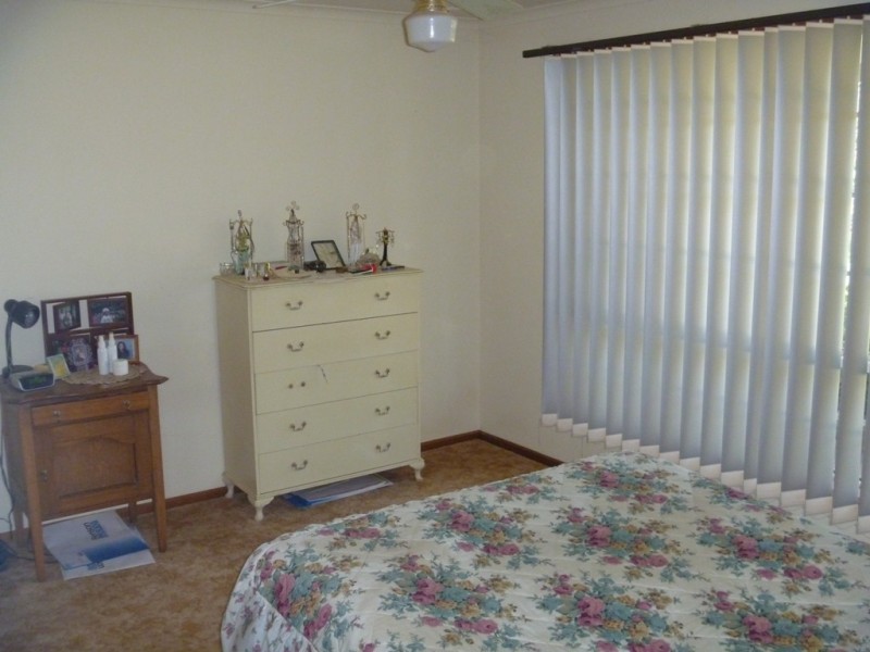 5 Lawrie Road, Lewiston SA 5501