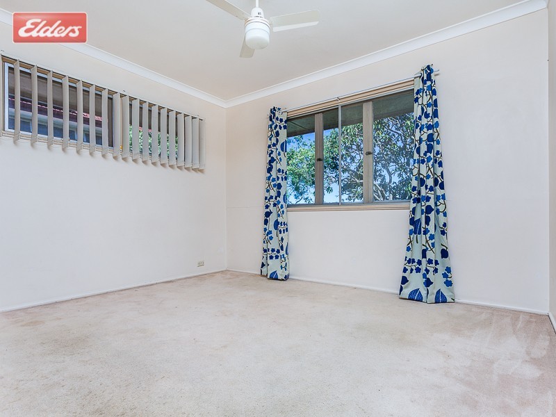 4 Finch St, Stafford Heights QLD 4053
