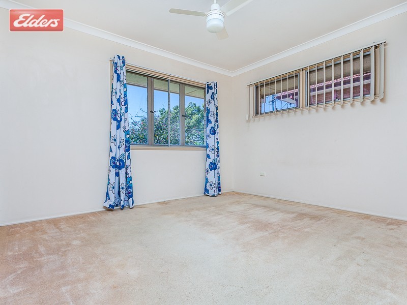 4 Finch St, Stafford Heights QLD 4053