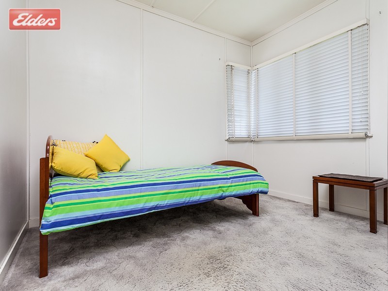 60 Trouts Rd, Everton Park QLD 4053