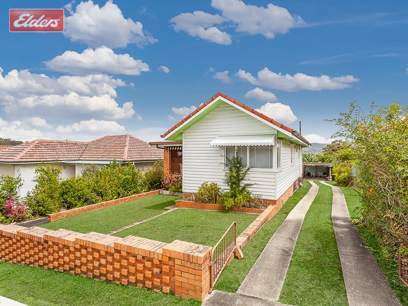 60 Trouts Rd, Everton Park QLD 4053