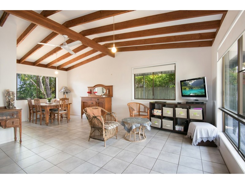 876 Rode Rd, Mcdowall QLD 4053