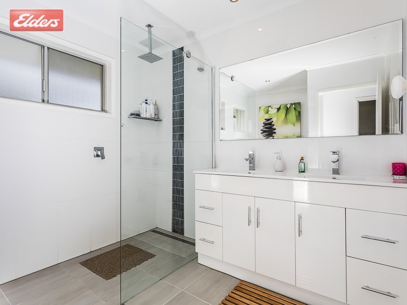 43 Streeton Pde, Everton Park QLD 4053