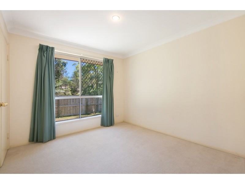 70 Sinatra Cres, Mcdowall QLD 4053