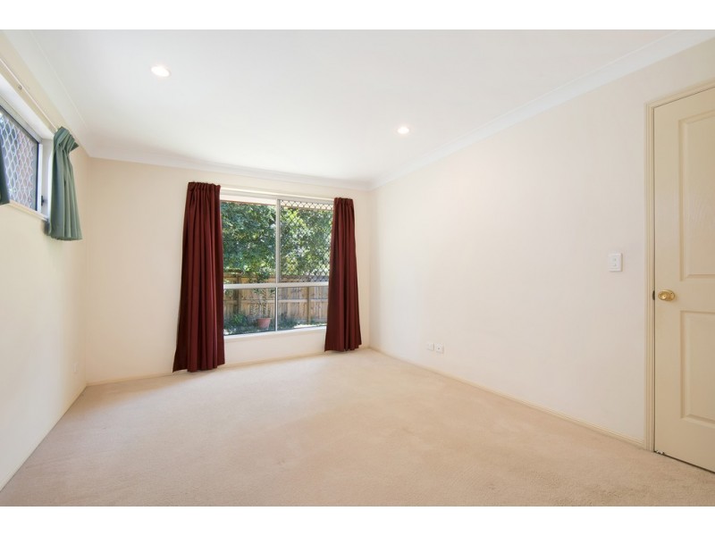 70 Sinatra Cres, Mcdowall QLD 4053