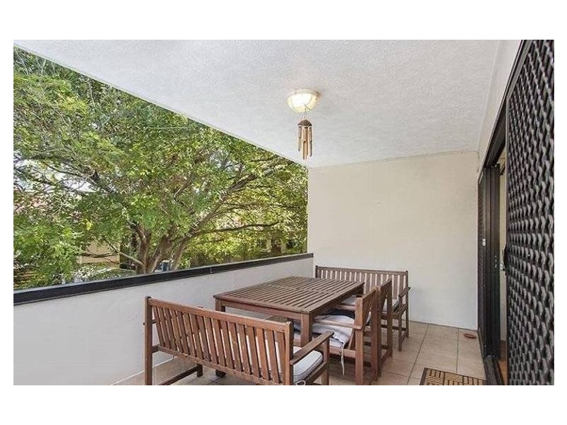 2/51 Miskin St, Toowong QLD 4066